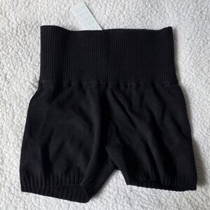 Frankies Bikinis black cloud knit shorts